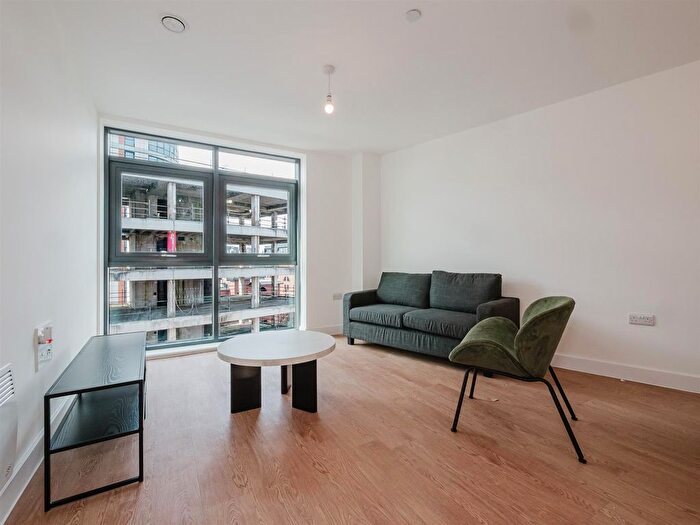 1 Bedroom Flat To Rent In Furness Quay, Salford, M50