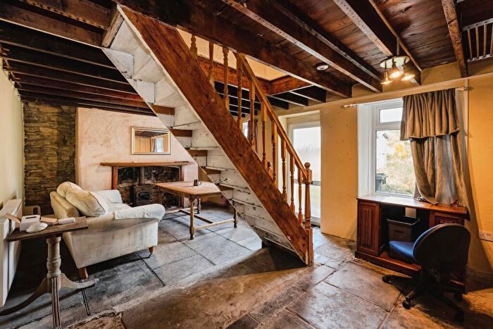 2 Bedroom End Of Terrace House For Sale In Pen Y Banc, Seven Sisters, Neath, SA10