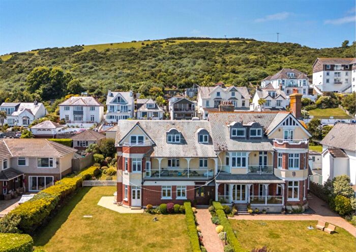 2 Bedroom Apartment For Sale In Marine Drive, Looe, Cornwall, PL13