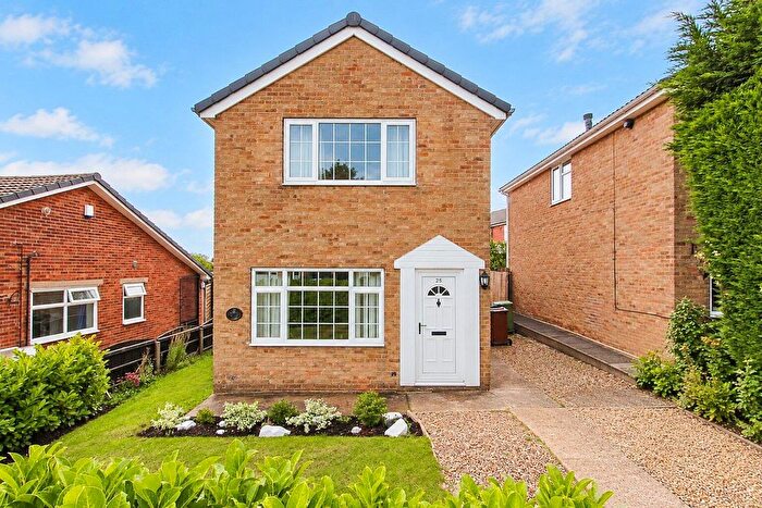 3 Bedroom Property For Sale In Oakland Drive, Netherton, Wakefield, WF4