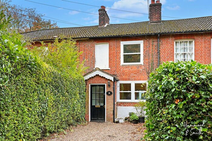 3 Bedroom Terraced House For Sale In Thornwood Road, Epping, CM16