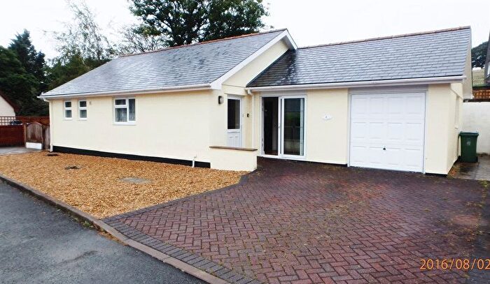 2 Bedroom Detached Bungalow To Rent In Llanbedr, LL45