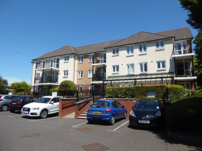 2 Bedroom Retirement Property For Sale In Yeovil, Somerset, BA21