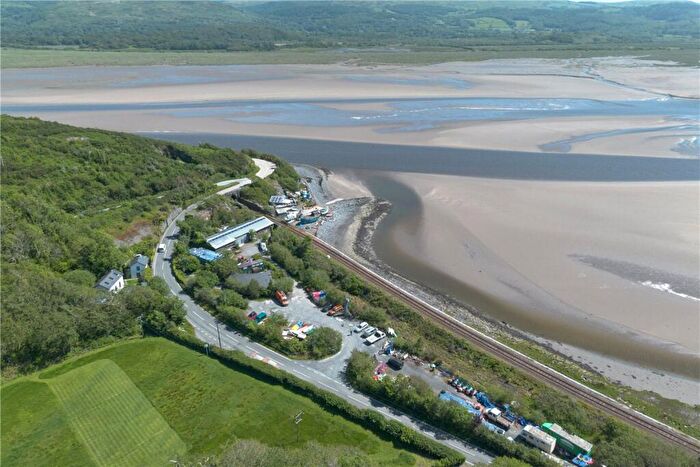 House For Sale In Frongoch Boatyard, Aberdyfi, Gwynedd, LL35