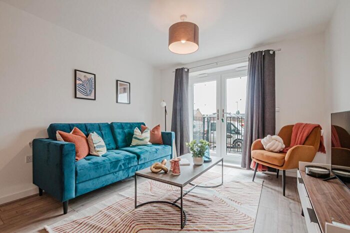 1 Bedroom Apartment To Rent In Seaford Road, Salford, M6