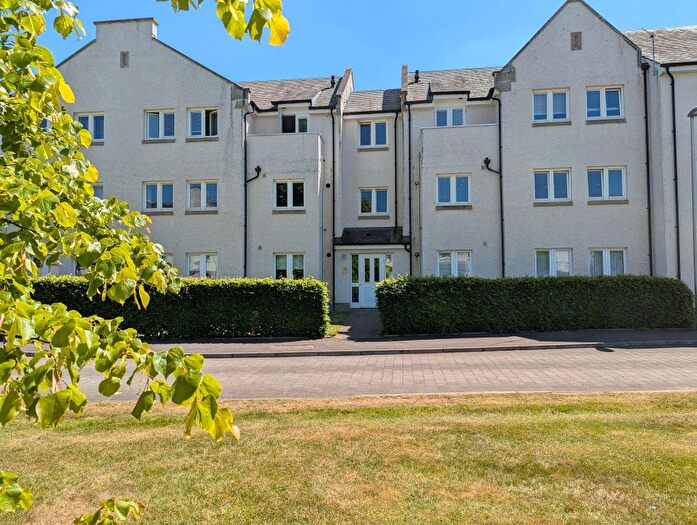 2 Bedroom Flat To Rent In Saint Davids Gardens, Eskbank, Dalkeith, EH22