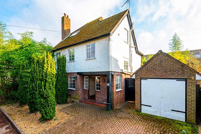5 Bedroom Detached House To Rent In London Road, Guildford, GU1