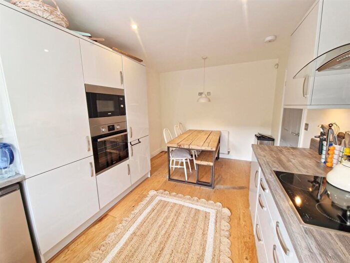 4 Bedroom Detached House For Sale In Swain Drive, Winterley, Sandbach, CW11