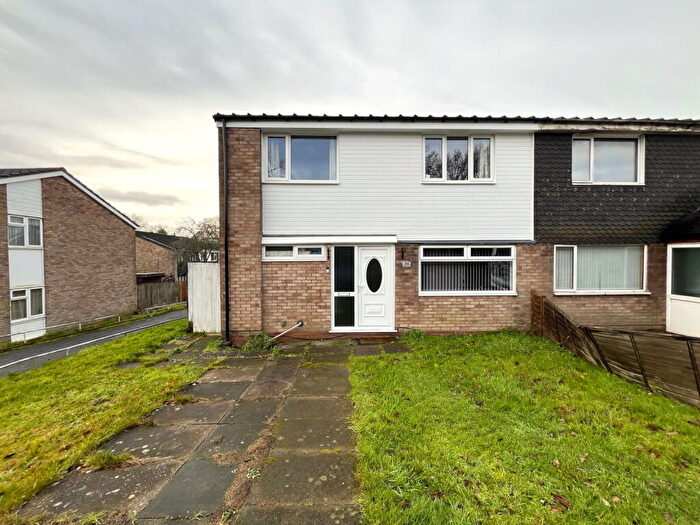 4 Bedroom Semi Detached House For Sale In Ivy House Road, Kings Norton, B38