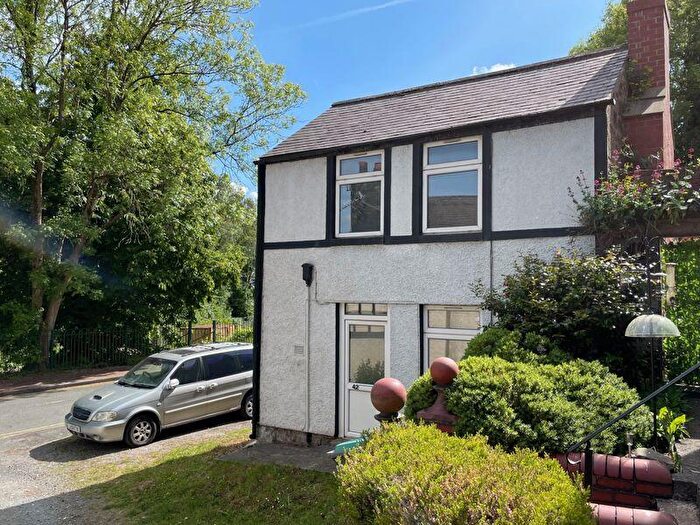 2 Bedroom Detached House For Sale In Well Street, Cefn Mawr, Wrexham, LL14