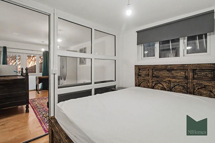 1 Bedroom Flat To Rent In Truro Road, London, N22