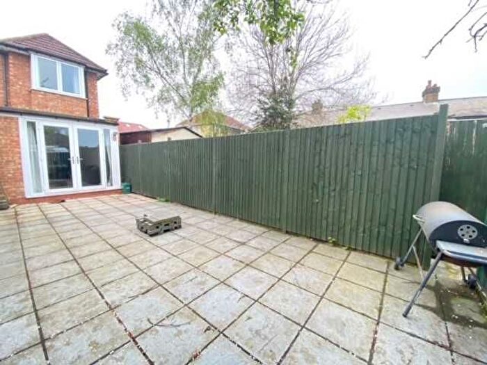 2 Bedroom End Of Terrace House To Rent In St. Andrews Road, London, W3