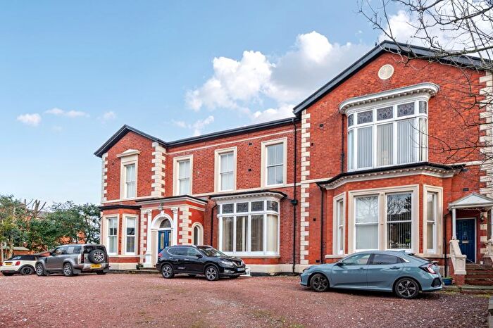 3 Bedroom Flat To Rent In Queens Road, Southport, PR9