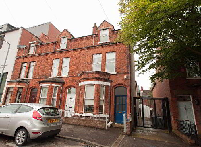 4 Bedroom End Of Terrace House For Sale In Adelaide Avenue, Belfast, BT9