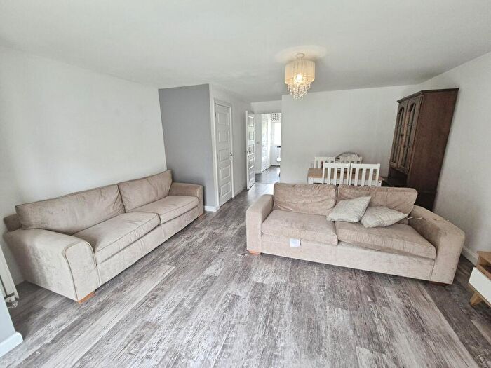 4 Bedroom Terraced House To Rent In Wilmott Road, Rushden, NN10