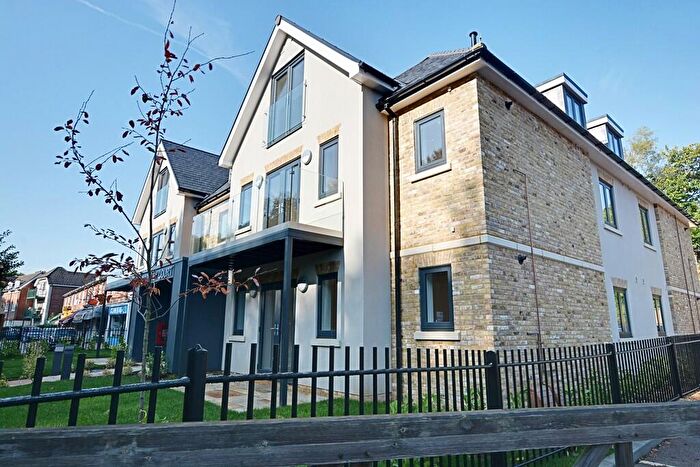 2 Bedroom Apartment To Rent In Great North Road, Welwyn, AL6