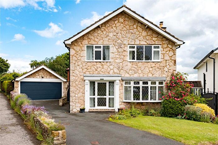 4 Bedroom Detached House For Sale In Renton Lea, Guiseley, Leeds, West Yorkshire, LS20