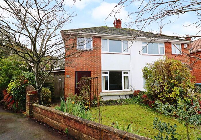 3 Bedroom Semi Detached House For Sale In Painswick Close, Sarisbury Green, SO31