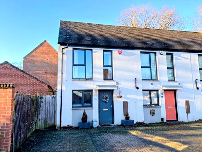 2 Bedroom End Terrace House For Sale In Beddall Way, Ketley, Telford, Shropshire, TF1