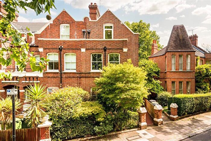 4 Bedroom House For Sale In Calais Street, Camberwell, SE5