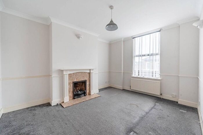 2 Bedroom Flat For Sale In Marischal Road, Blackheath, London, SE13