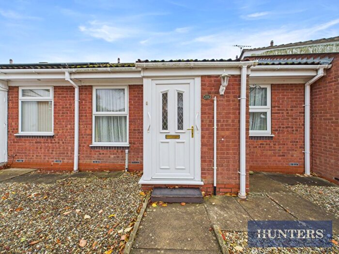 2 Bedroom Terraced Bungalow For Sale In The Lawns, Bridlington, YO16