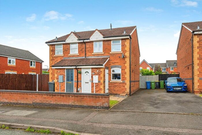 2 Bedroom Semi-Detached House For Sale In Kettlebrook Road, Tamworth, Staffordshire, B77