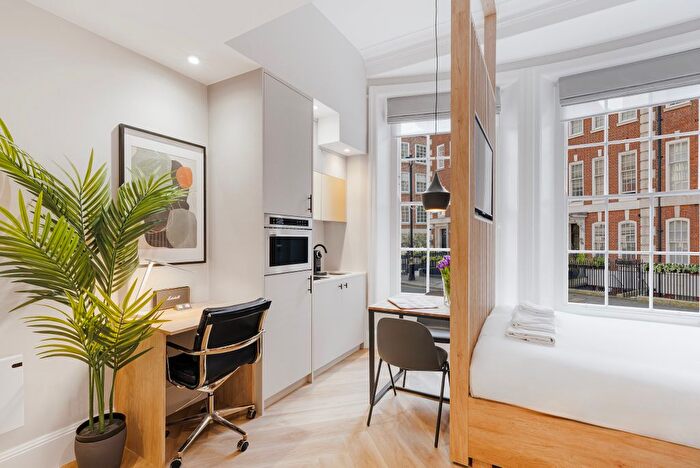 Studio To Rent In London, SW3