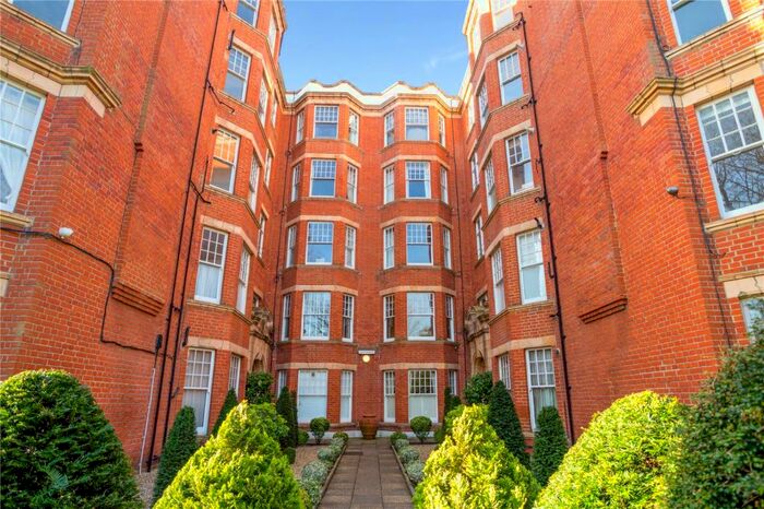 1 Bedroom Apartment To Rent In Elm Bank Mansions, The Terrace, London, SW13