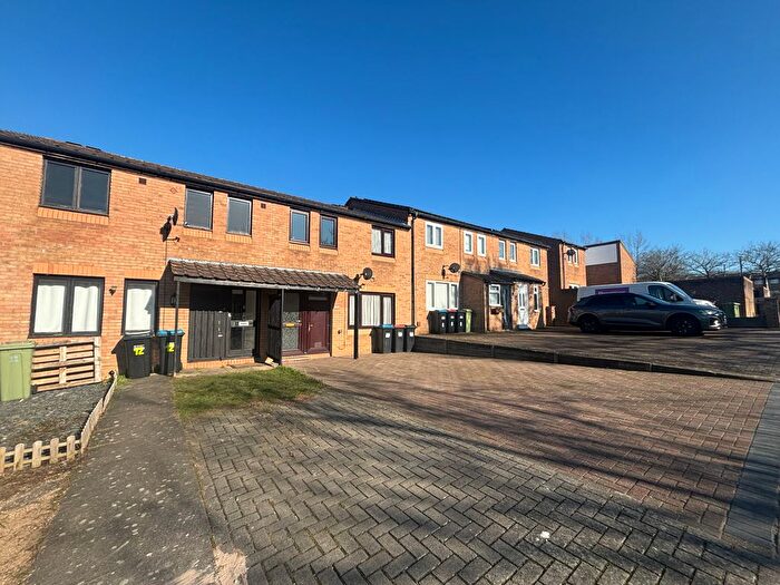 3 Bedroom Terraced House To Rent In Farrier Place, Downs Barn, Milton Keynes, MK14