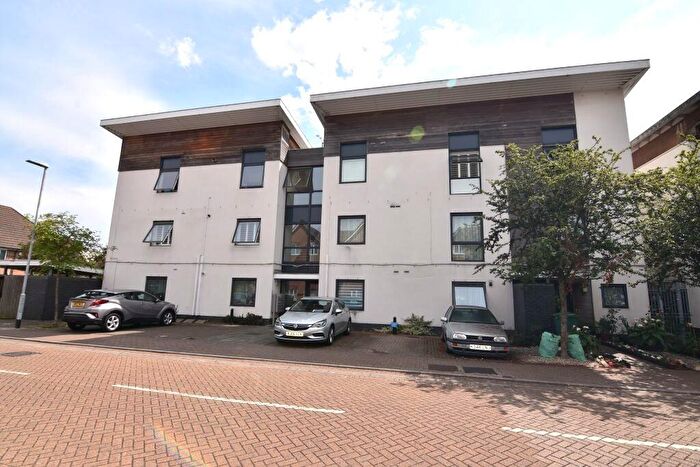 1 Bedroom Flat For Sale In Brown Close, Wallington, Surrey, SM6