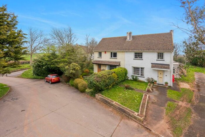 3 Bedroom Semi-Detached House For Sale In Whittingham Road, Collaton, Yealmpton, PL8
