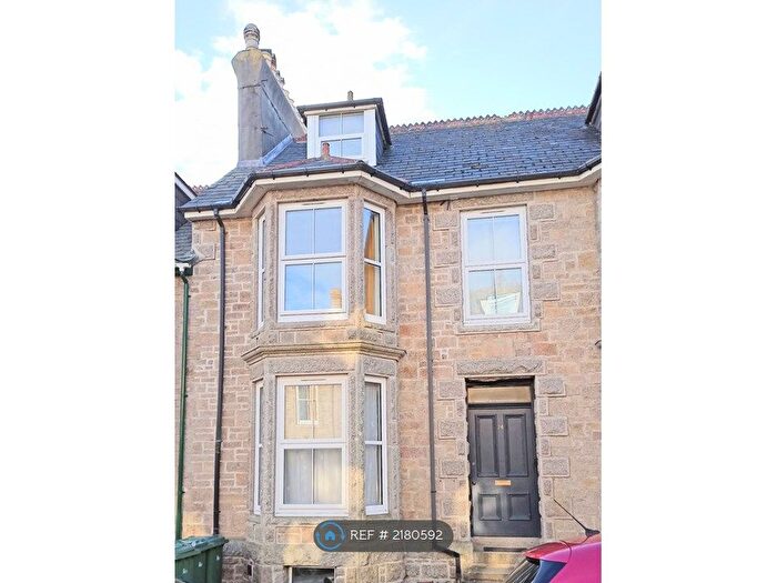 1 Bedroom Flat To Rent In Lannoweth Road, Penzance, TR18
