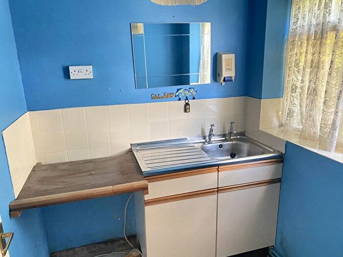 3 Bedroom Semi-Detached House For Sale In West Farm Cottages, Witham-on-the-Hill, PE10