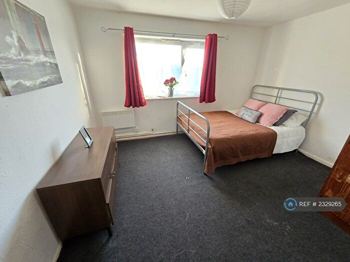 2 Bedroom Flat To Rent In Avon Way, Colchester, CO4