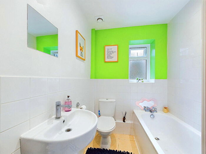 Studio For Sale In Clarendon Road, Hove, BN3