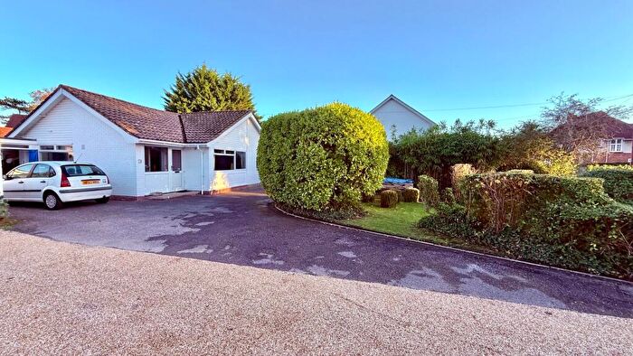 3 Bedroom Bungalow For Sale In Broad Lane, Lymington, SO41