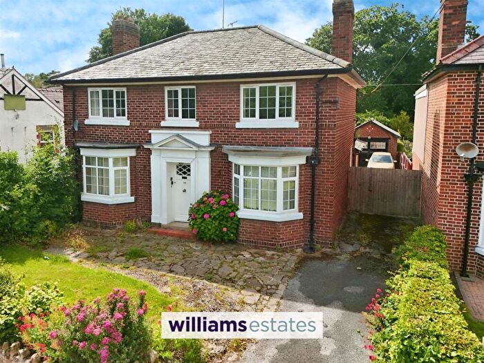 4 Bedroom House For Sale In Halkyn Road, Flint, CH6