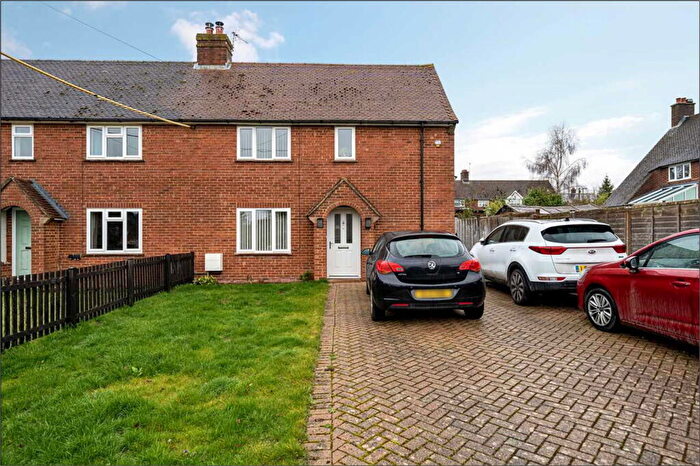 4 Bedroom Semi-Detached House For Sale In Fairfield, Whitchurch, RG28