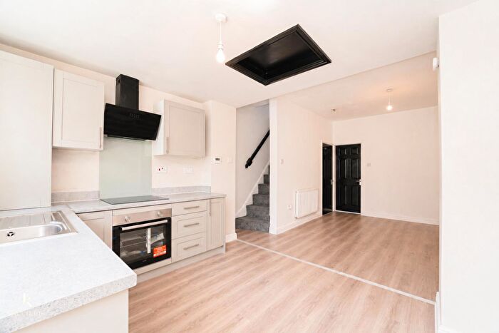 2 Bedroom Terraced House To Rent In Livesey Branch Road, Blackburn, BB2