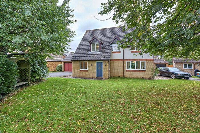 4 Bedroom Detached House To Rent In Sutton Road, Oundle, PE8