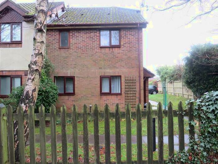 1 Bedroom House To Rent In Black Swan Close, Pease Pottage, Crawley, RH11