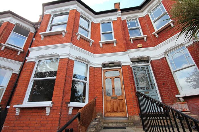 3 Bedroom Terraced House To Rent In Victoria Road, London, N22