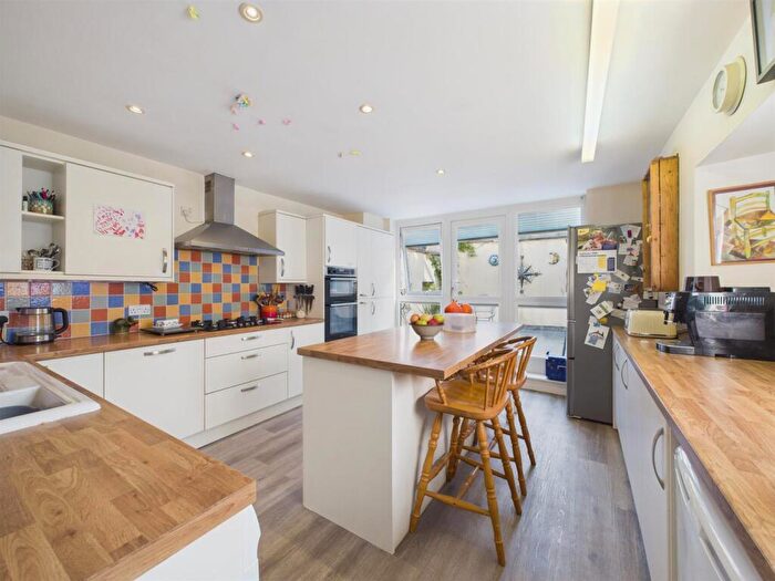 3 Bedroom End Of Terrace House For Sale In Greenclose Road, Ilfracombe, EX34