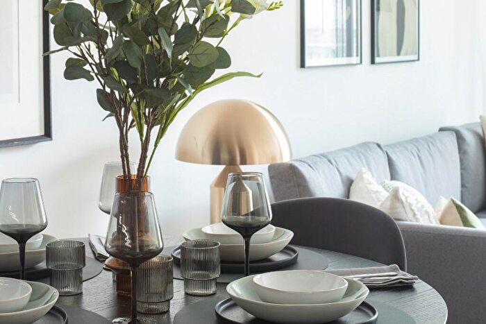 1 Bedroom Apartment To Rent In The Residences Manchester, Greater Manchester, M15