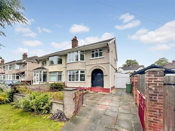3 Bedroom Semi-Detached House For Sale In Withert Avenue, Bebington, Wirral, CH63