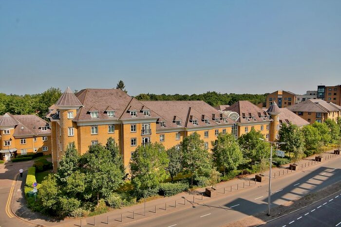 2 Bedroom Flat To Rent In Century Court, Woking, Surrey, GU21