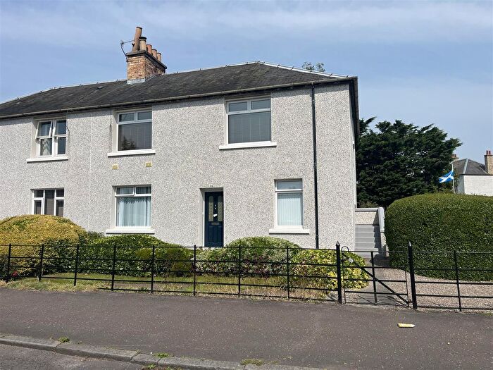 2 Bedroom Flat To Rent In Murray Crescent, Perth, PH2