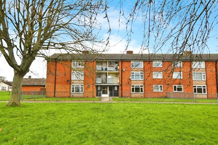 2 Bedroom Flat For Sale In Welcombe Avenue, Swindon, SN3