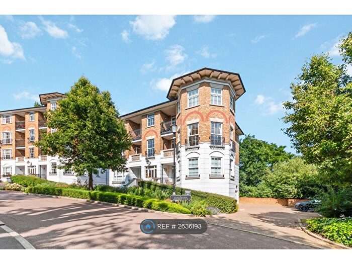 2 Bedroom Flat To Rent In Southlands Drive, London, SW19